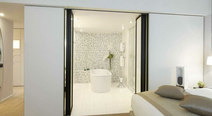Sofitel Paris Arc De Triomphe