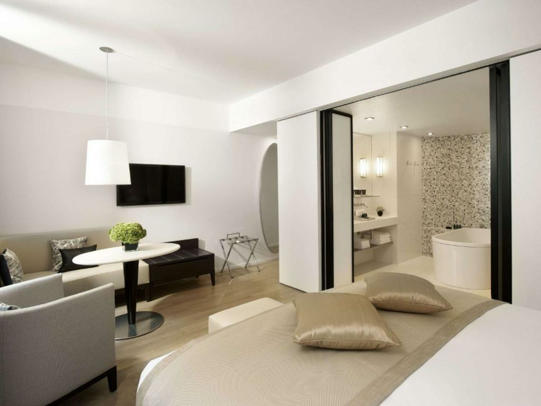 Sofitel Paris Arc De Triomphe