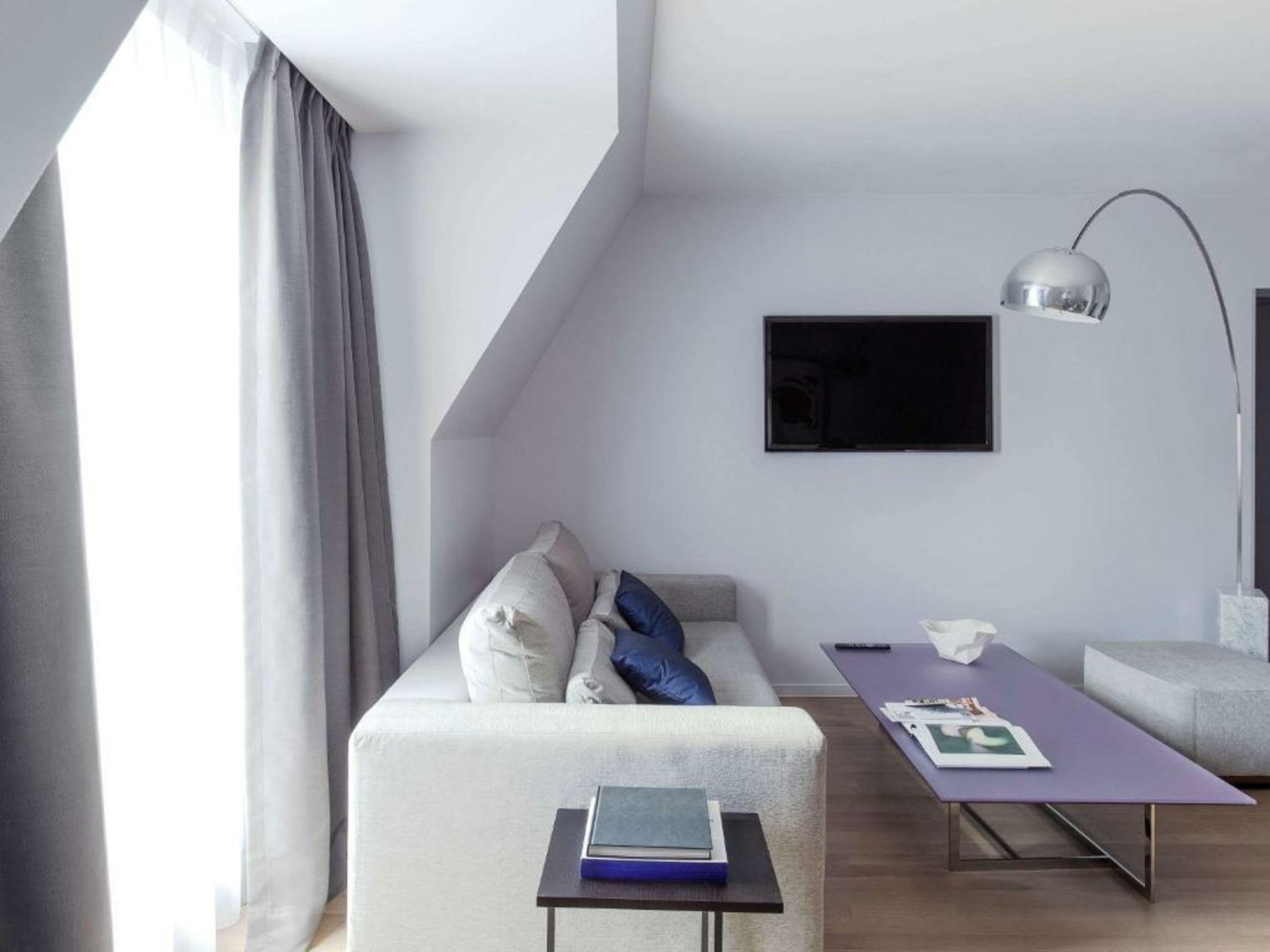 Sofitel Paris Arc De Triomphe