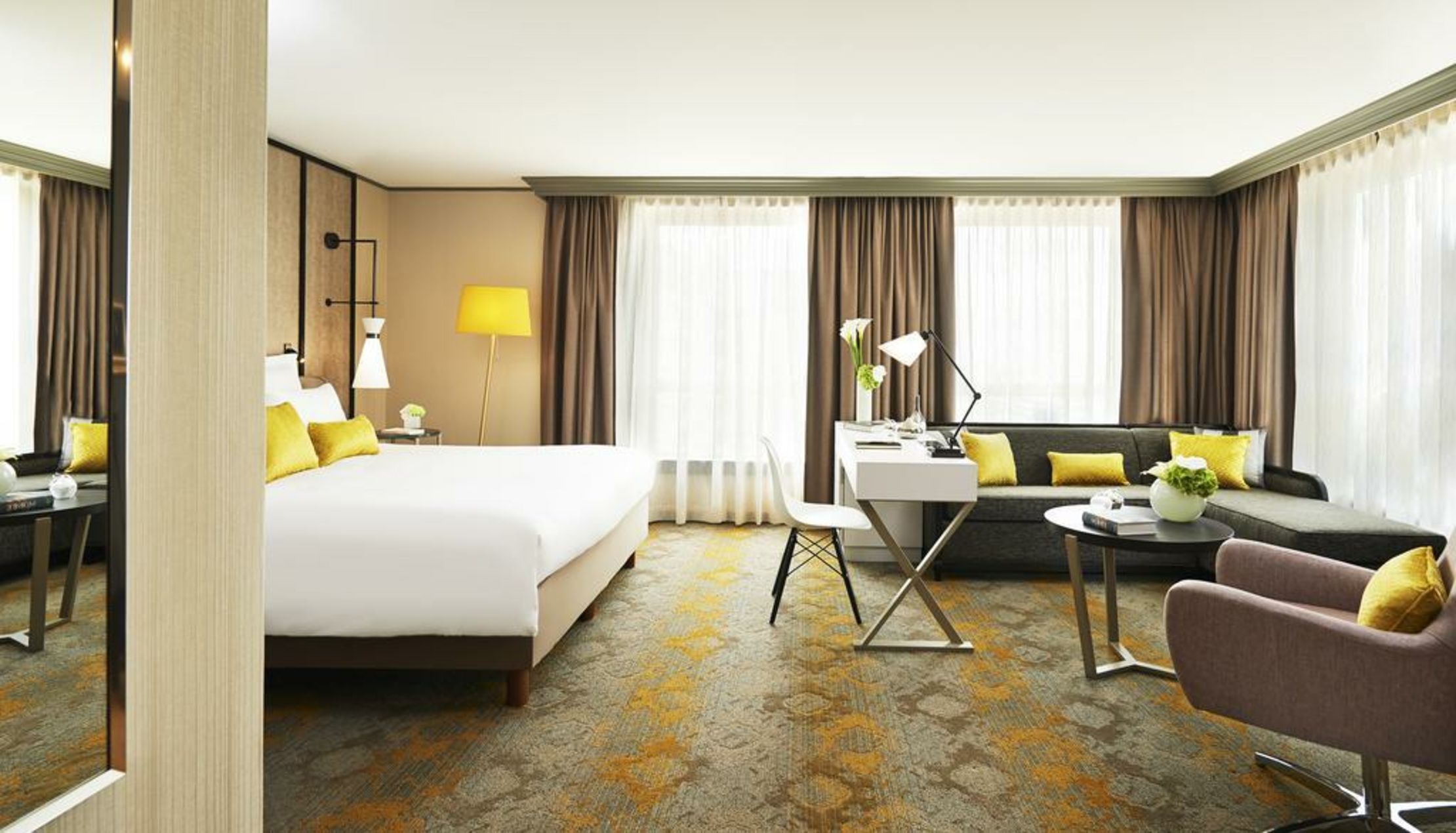 Renaissance Paris La Defense Hotel