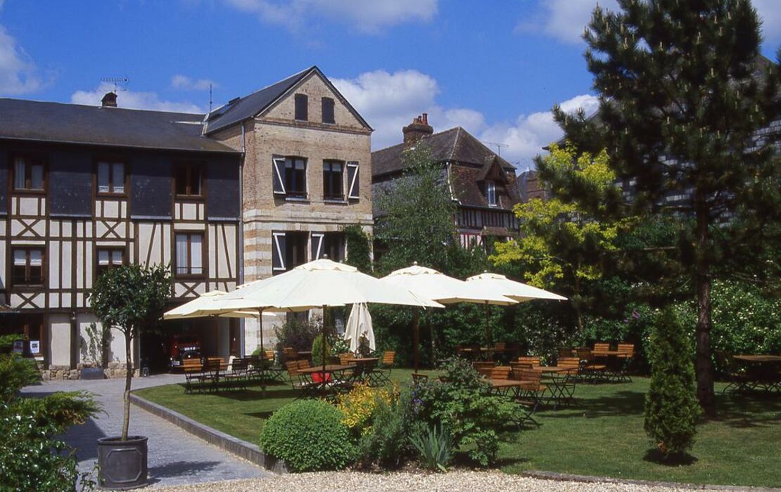 Hôtel La Licorne & Spa