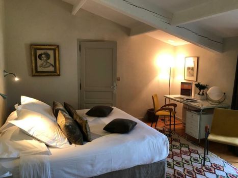 Hotel Château Des Alpilles