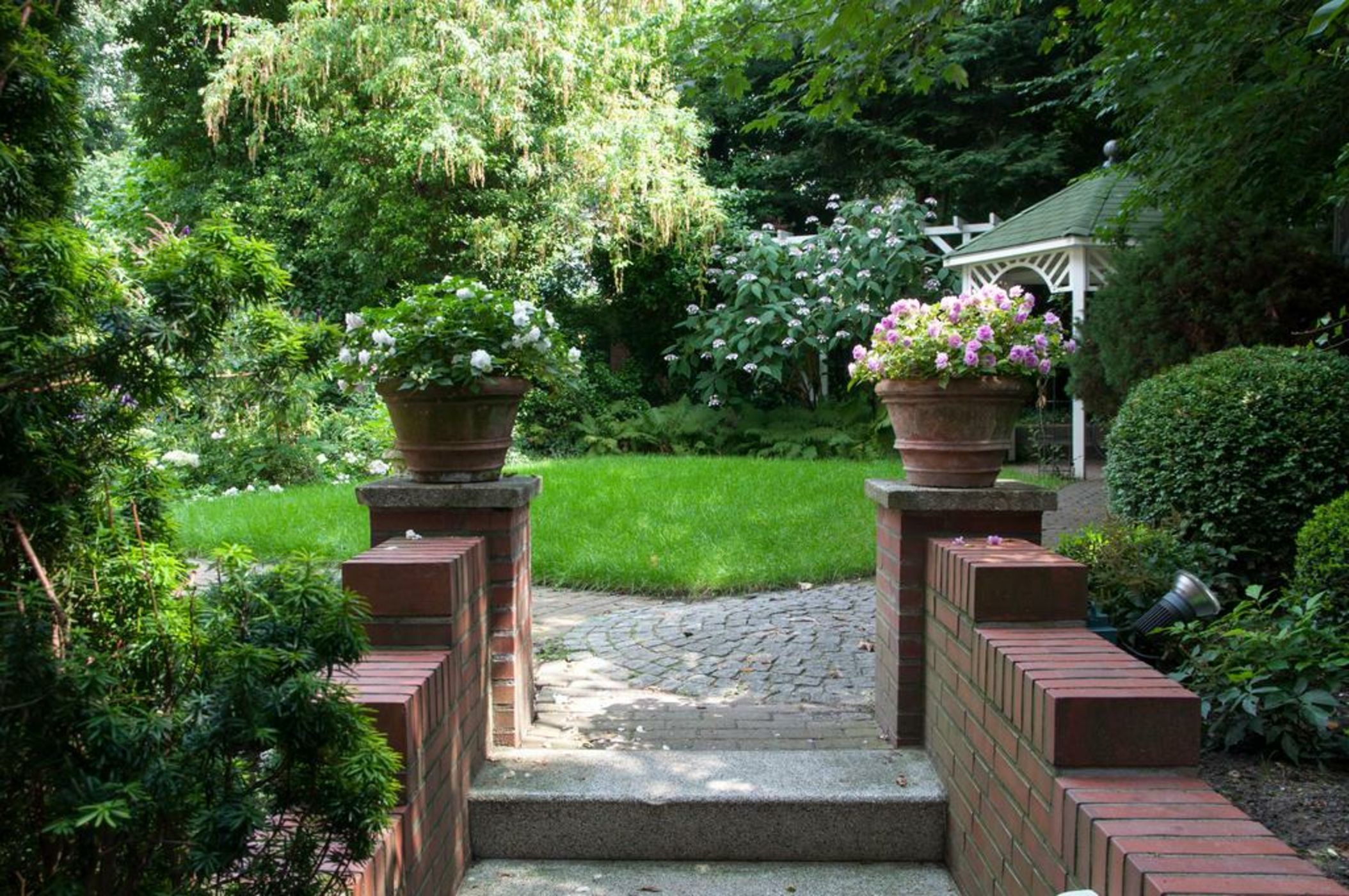 von Deska Townhouses - Ivy House