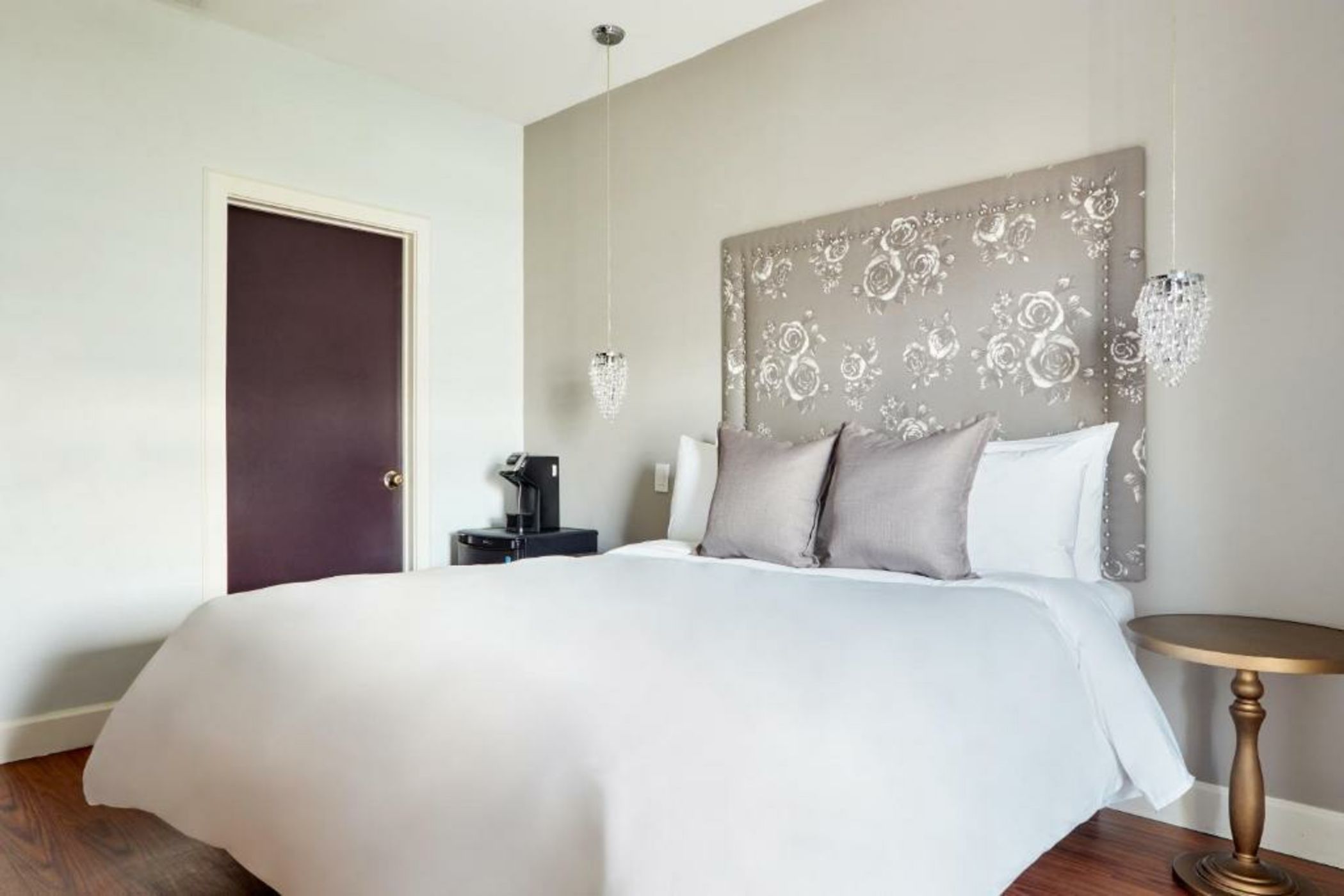 Sonder l The Crescent