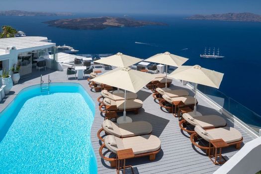 Sun Rocks Boutique Hotel