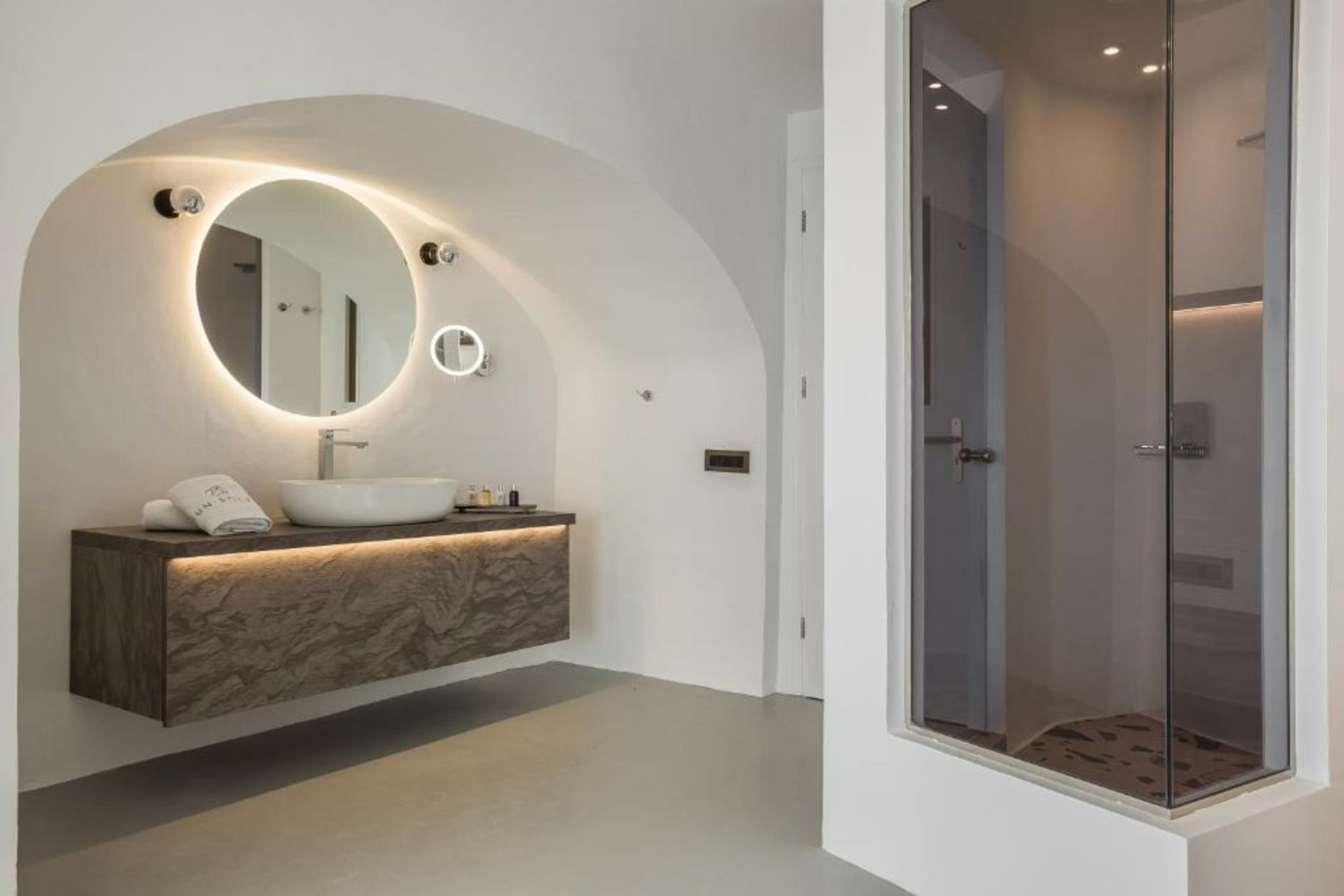 Sun Rocks Boutique Hotel