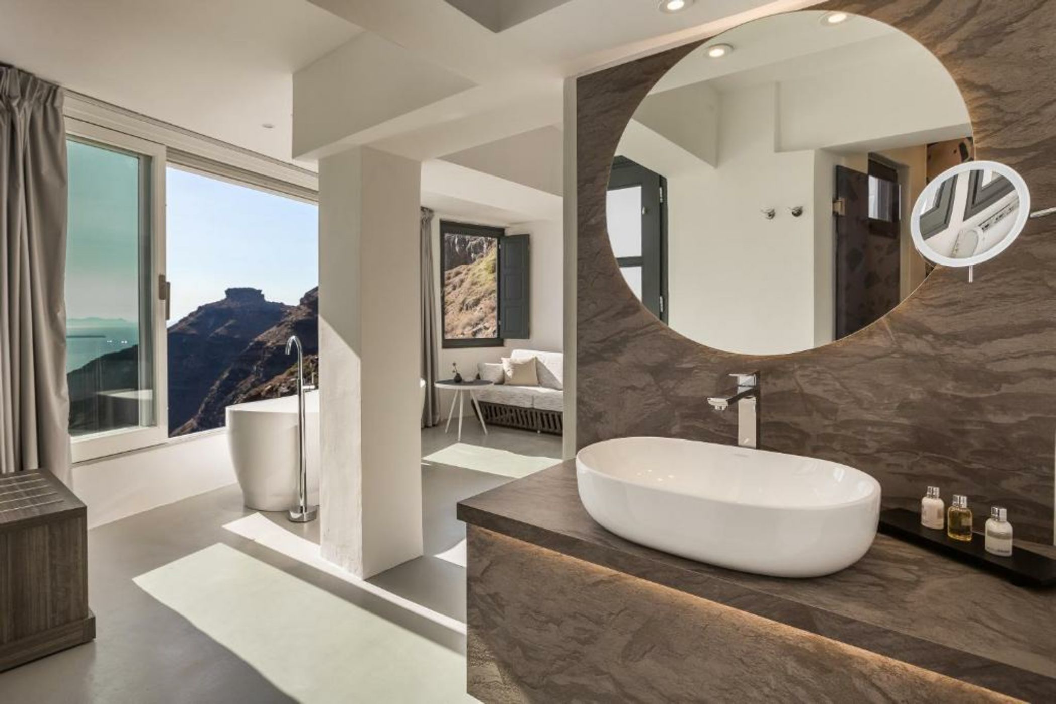 Sun Rocks Boutique Hotel