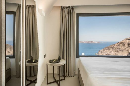 Sun Rocks Boutique Hotel