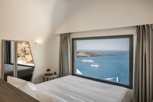 Sun Rocks Boutique Hotel