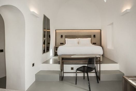 Sun Rocks Boutique Hotel