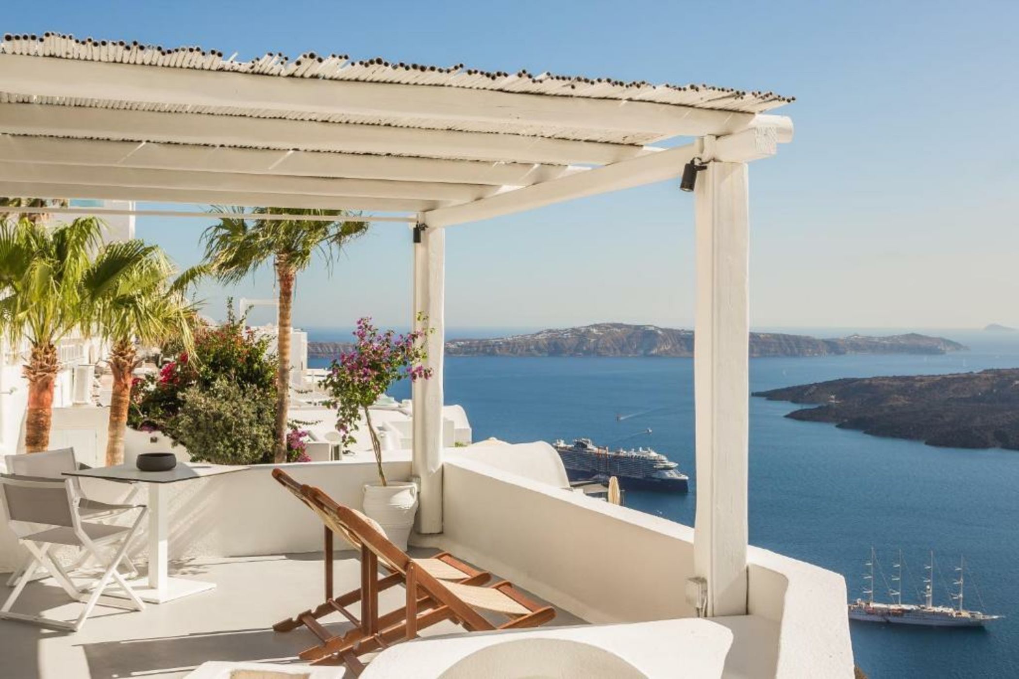 Sun Rocks Boutique Hotel