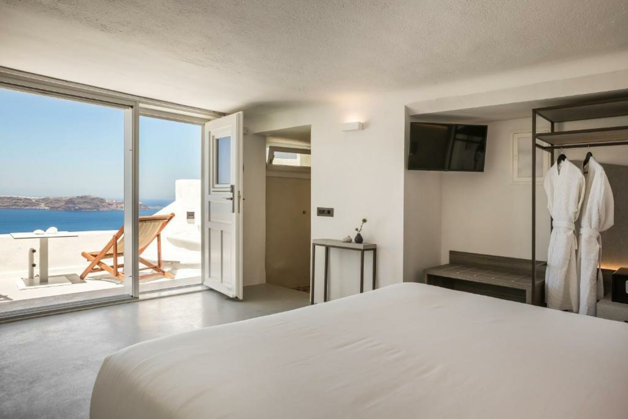 Sun Rocks Boutique Hotel