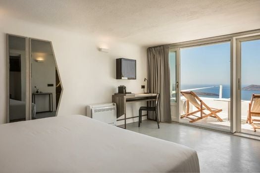 Sun Rocks Boutique Hotel