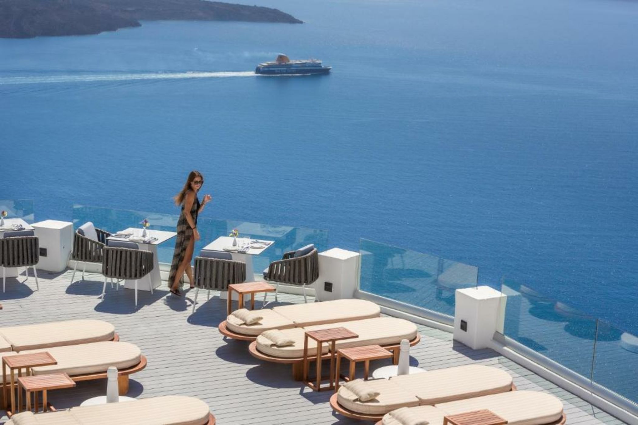 Sun Rocks Boutique Hotel