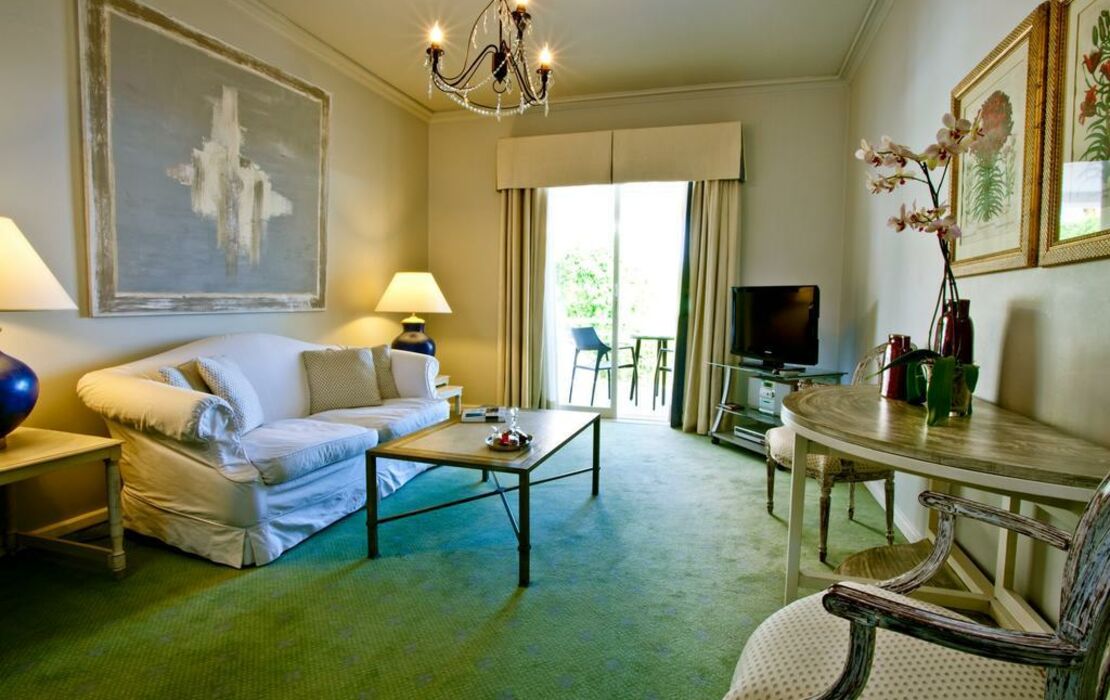 the-albatroz-hotel-a-design-boutique-hotel-cascais-portugal