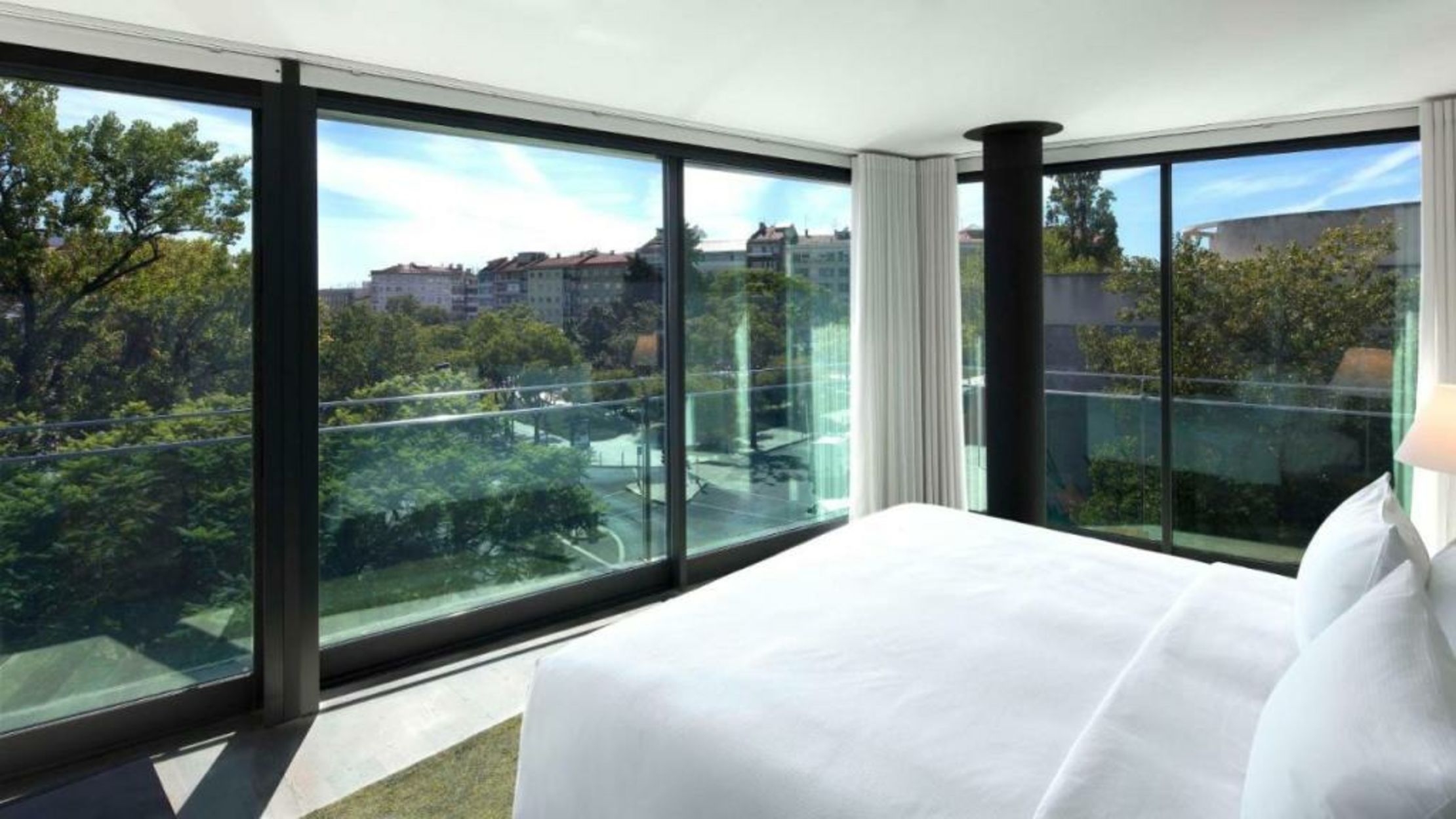 DoubleTree by Hilton Lisbon Fontana Park