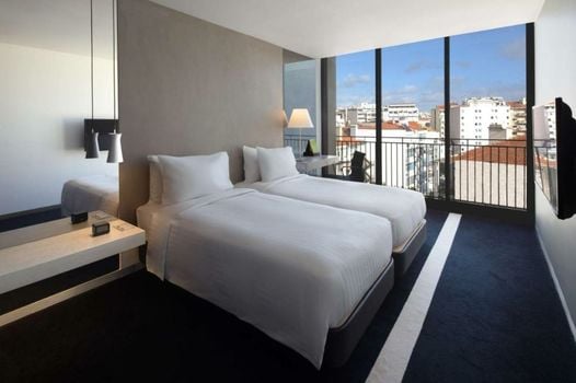 DoubleTree by Hilton Lisbon Fontana Park