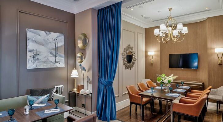 Chekhoff Hotel Moscow, Curio Collection By Hilton