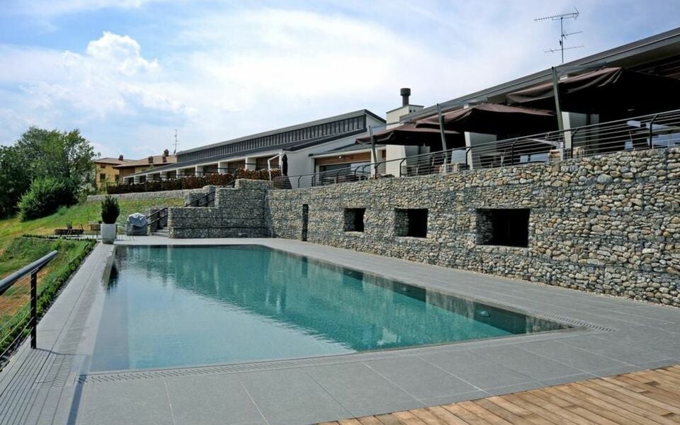 Agriturismo Opera 02, a Design Boutique Hotel Castelvetro di Modena, Italy