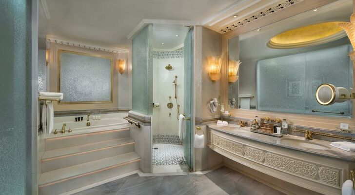 Emirates Palace, Abu Dhabi
