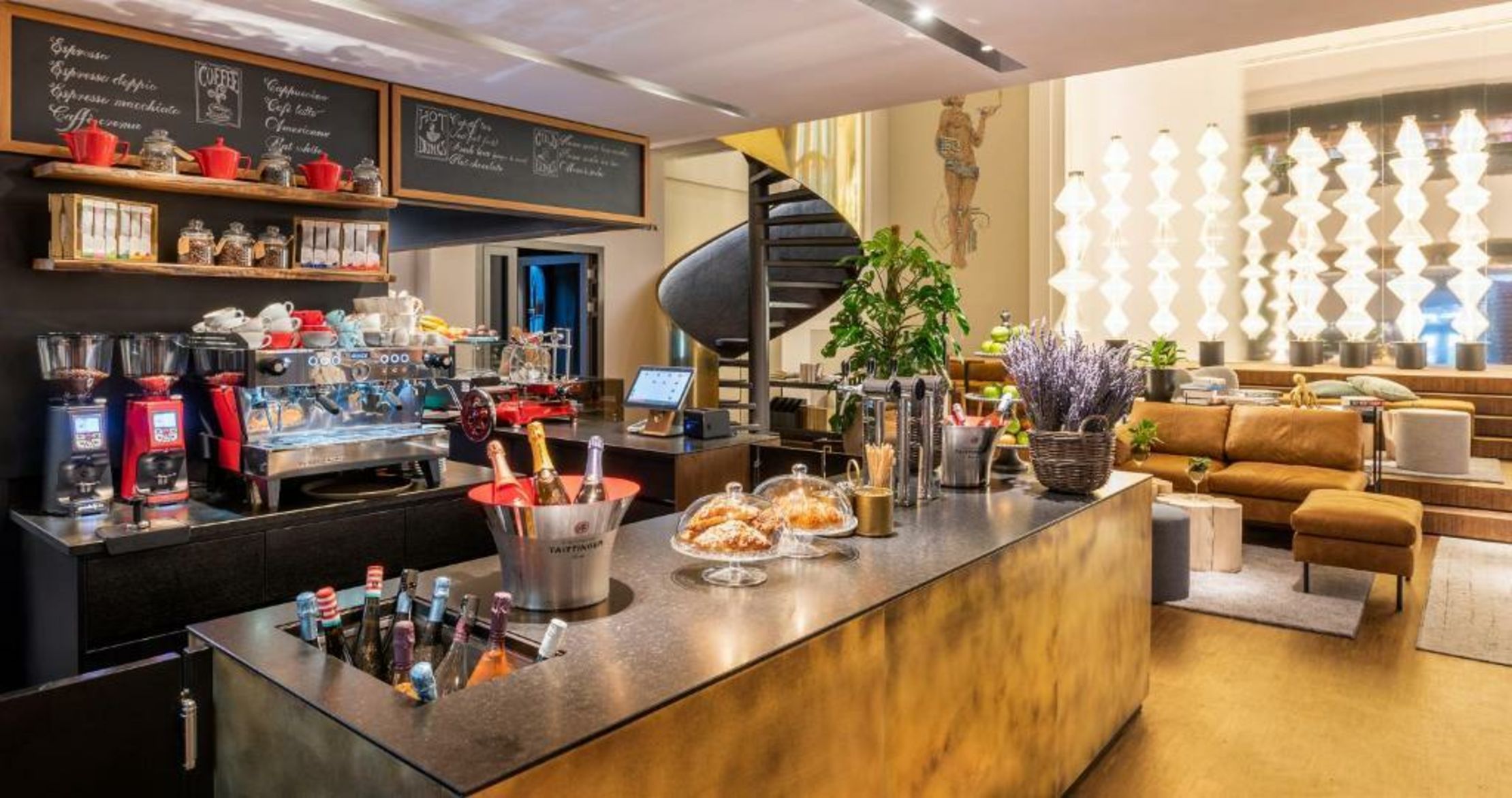 MOSAIC HOUSE Design Hotel