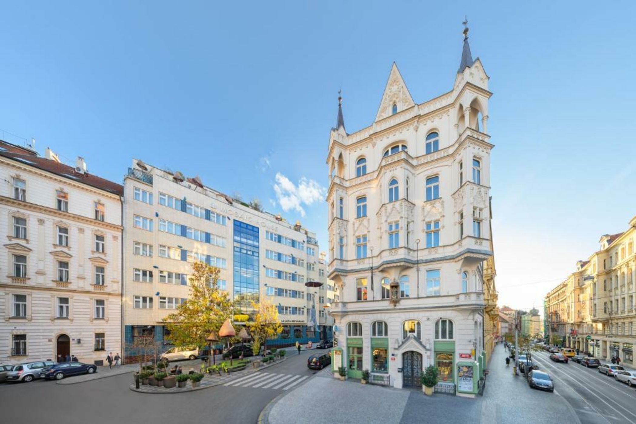 MOSAIC HOUSE Design Hotel