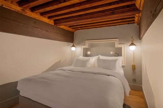 Cour des Loges Lyon, A Radisson Collection Hotel