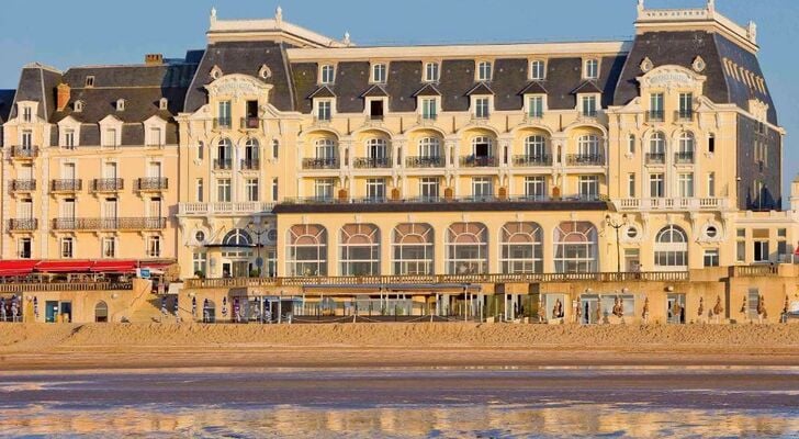 Le Grand Hotel de Cabourg - MGallery Hotel Collection