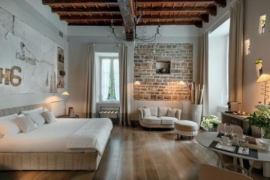 GombitHotel