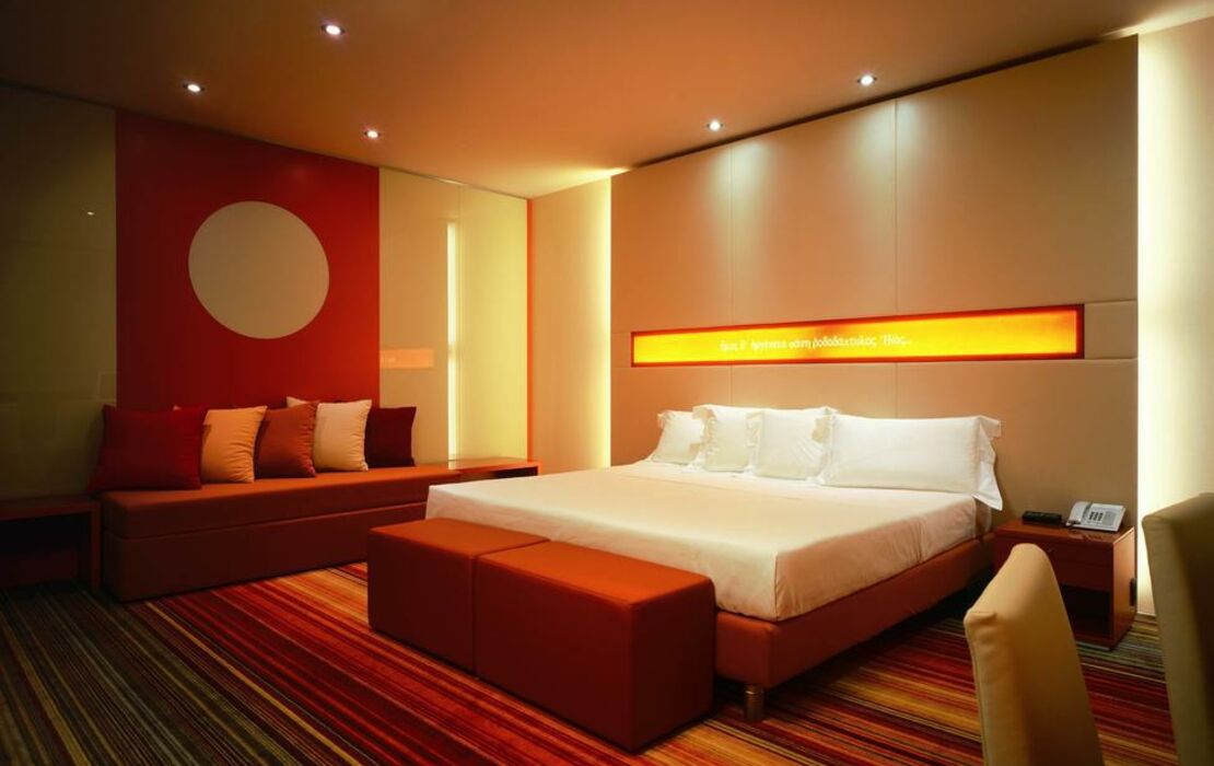 UNAHOTELS Bologna Centro, a Design Boutique Hotel Bologna, Italy