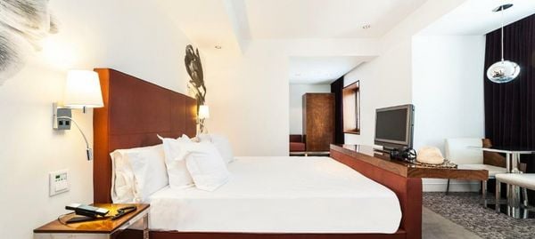 UR Palacio Avenida