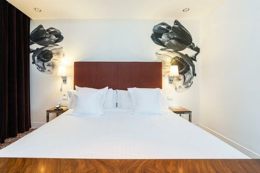 UR Palacio Avenida