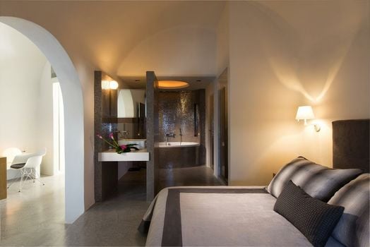 Avaton Resort And Spa