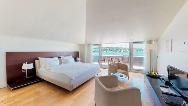 A'jia Hotel