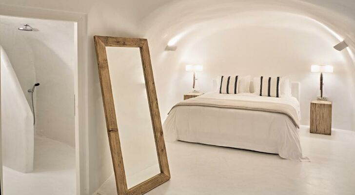 Mystique, a Luxury Collection Hotel, Santorini