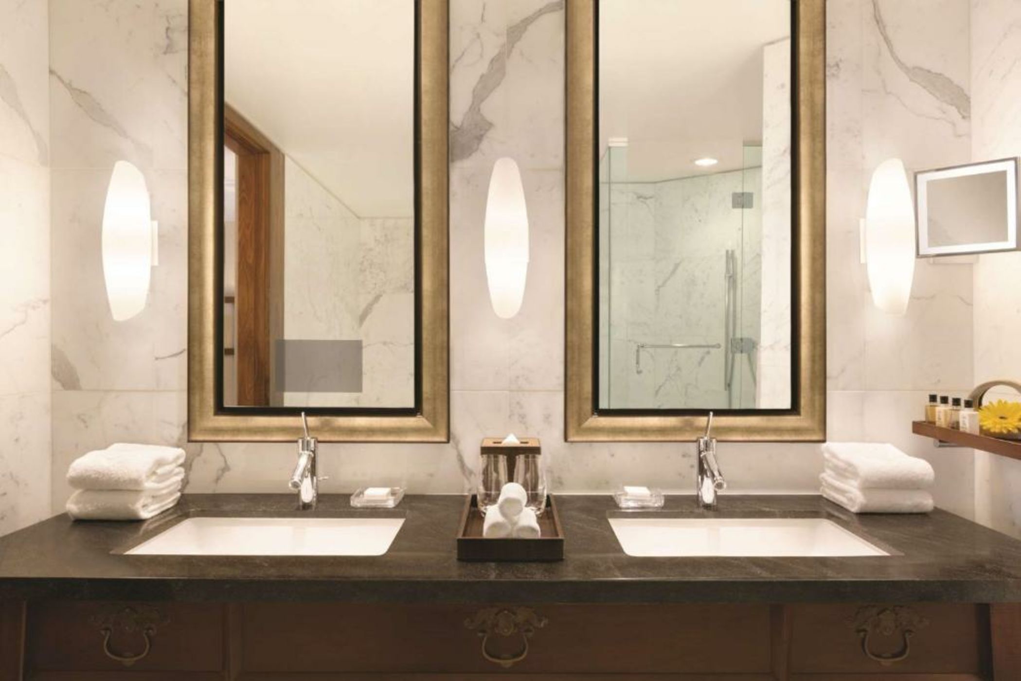 Shangri-La Vancouver