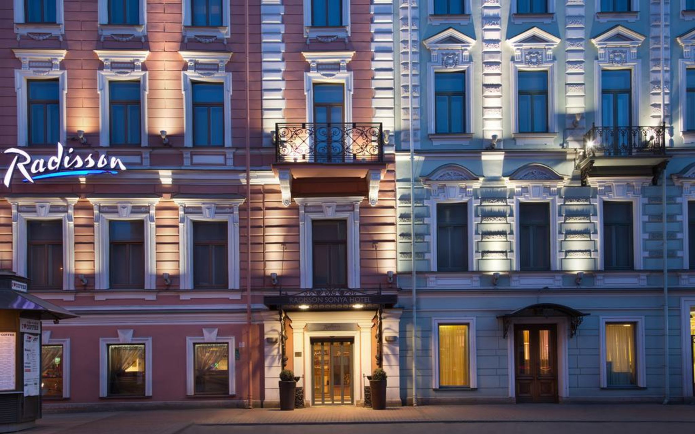 Radisson Sonya Hotel