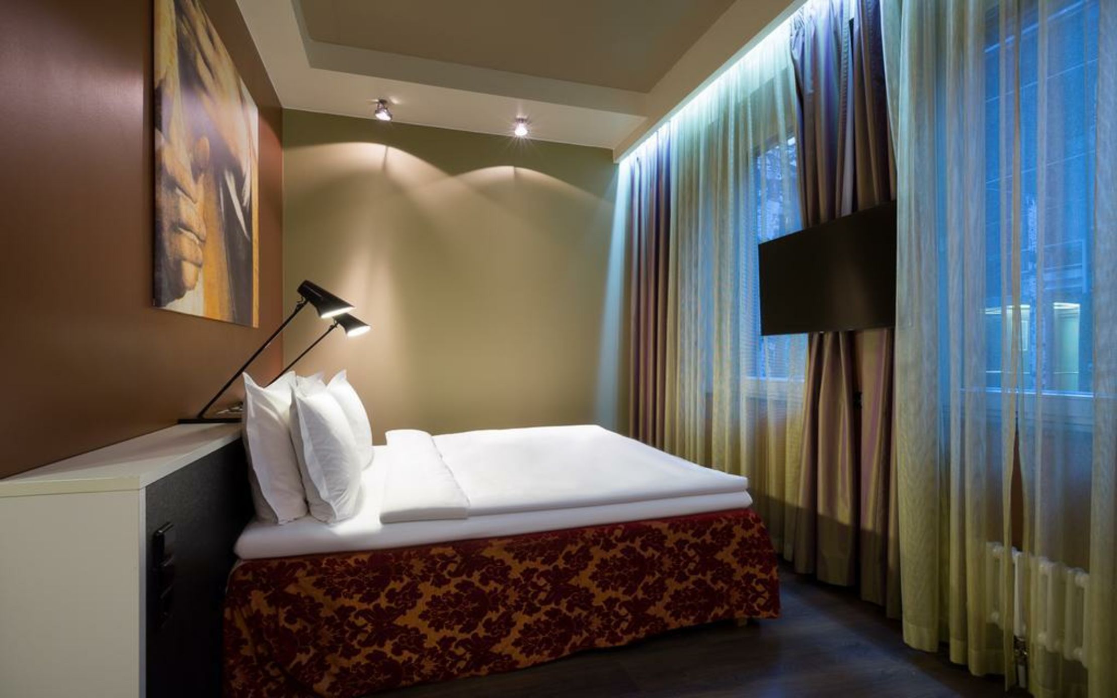 Radisson Sonya Hotel