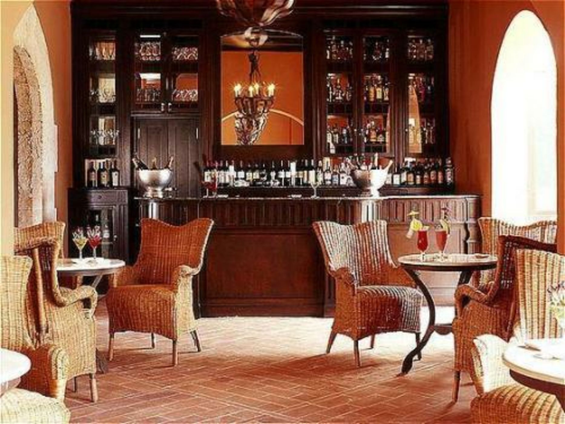 Hodelpa Nicolás de Ovando