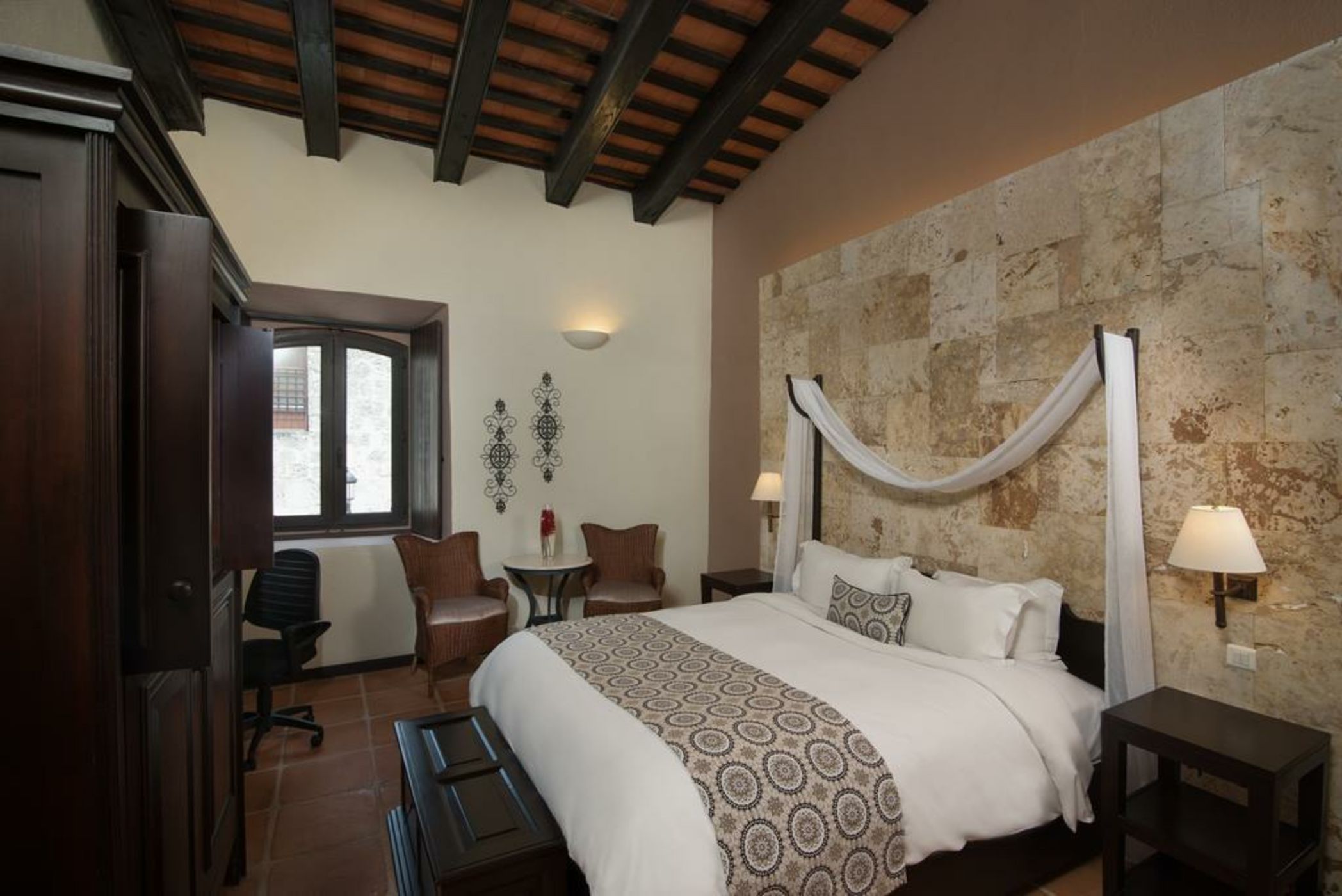 Hodelpa Nicolás de Ovando