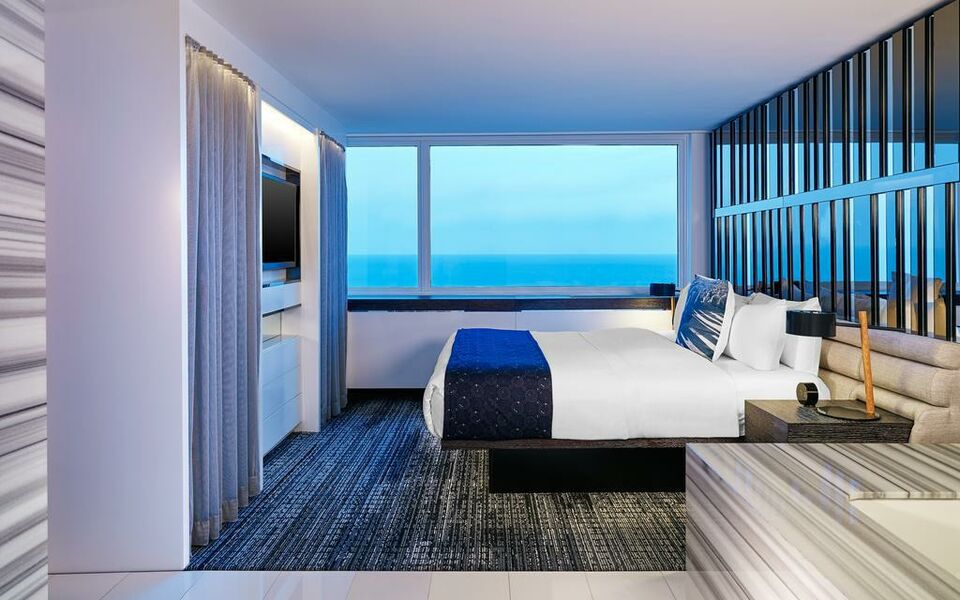 W Chicago Lakeshore, a Design Boutique Hotel Chicago, U.S.A.