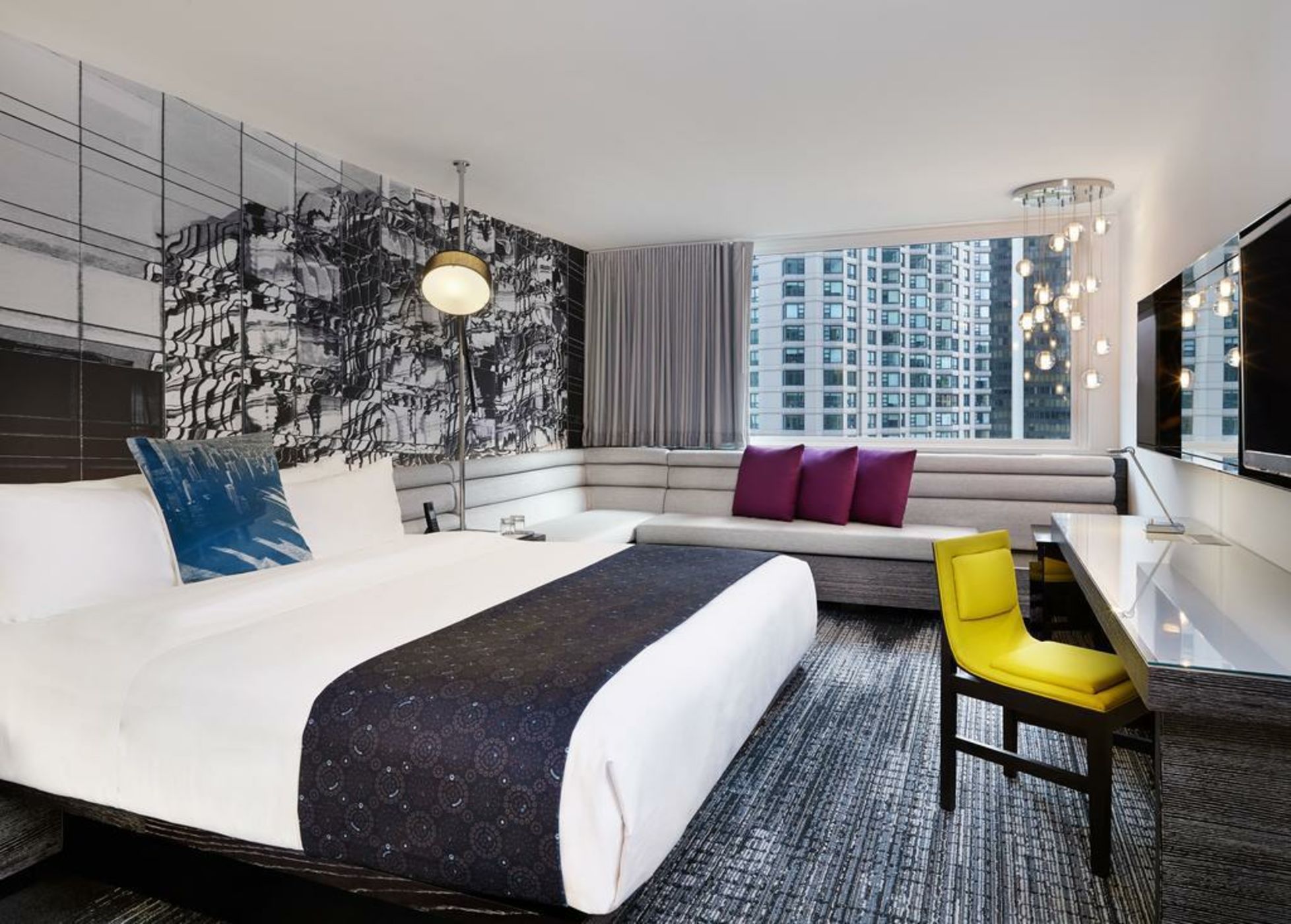 W Chicago - Lakeshore