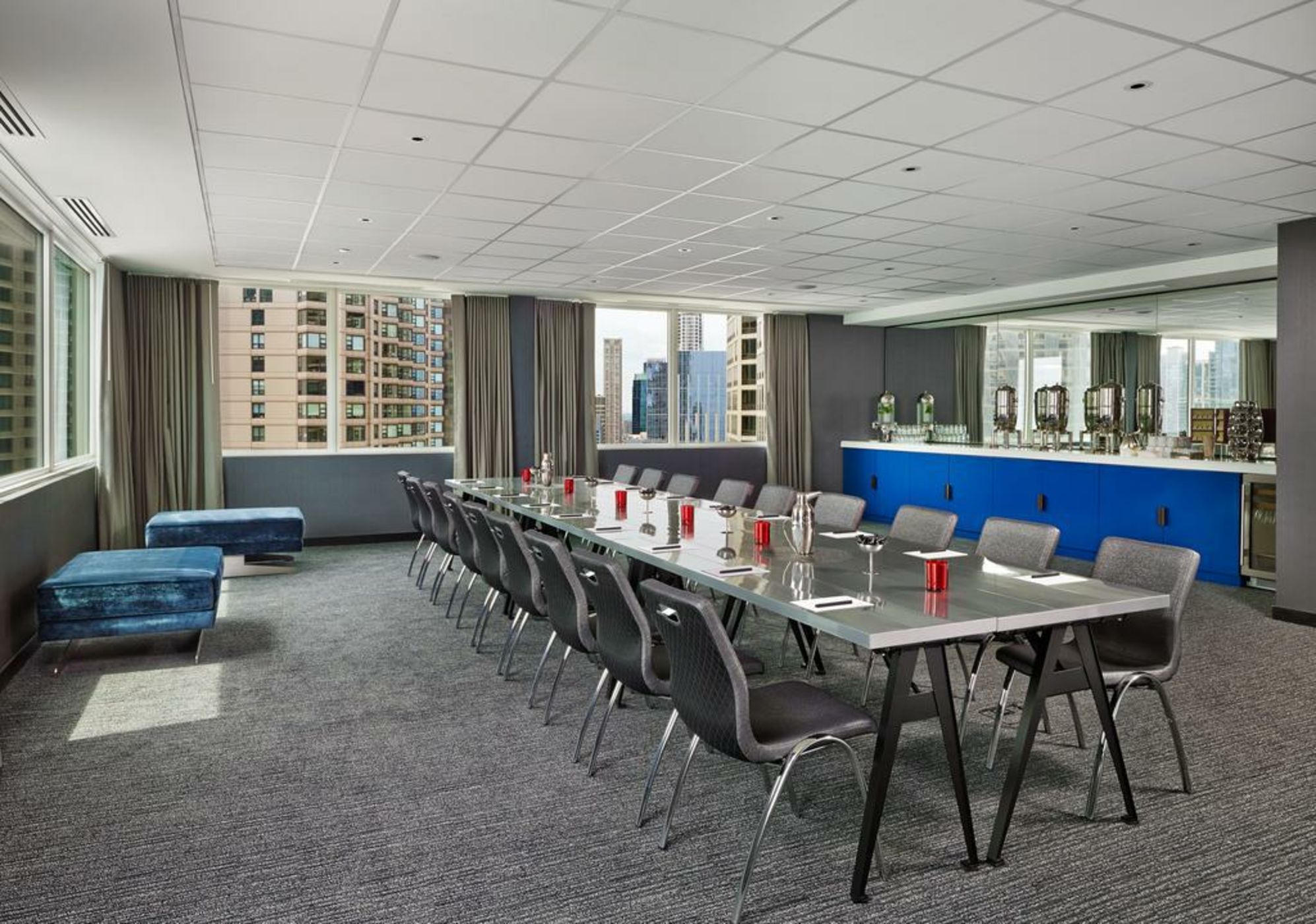 W Chicago - Lakeshore