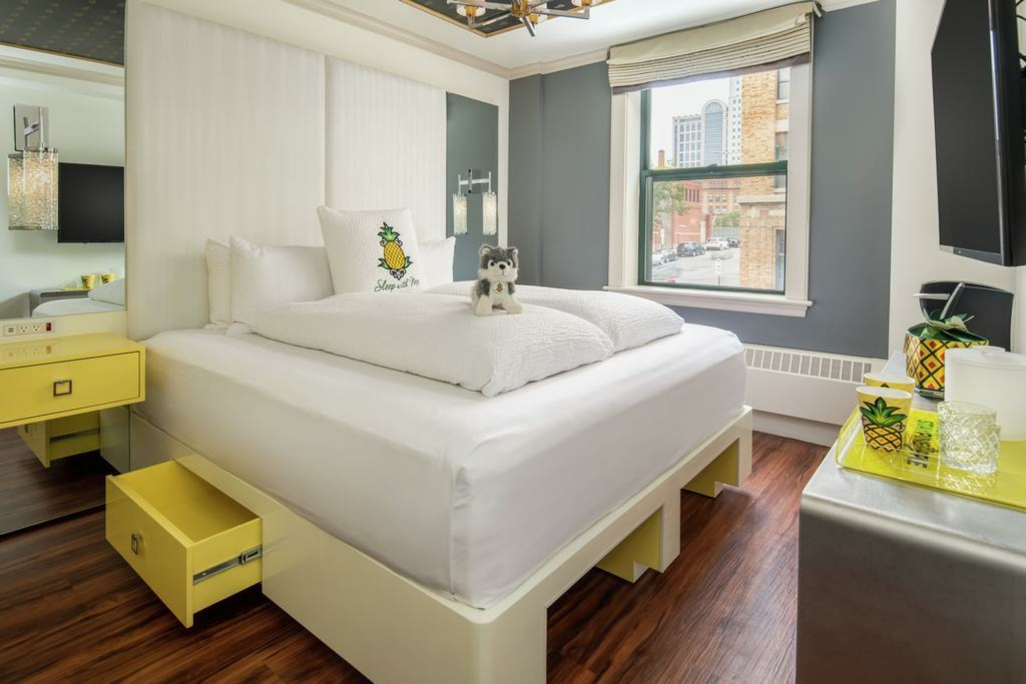 Staypineapple, A Delightful Hotel, South End