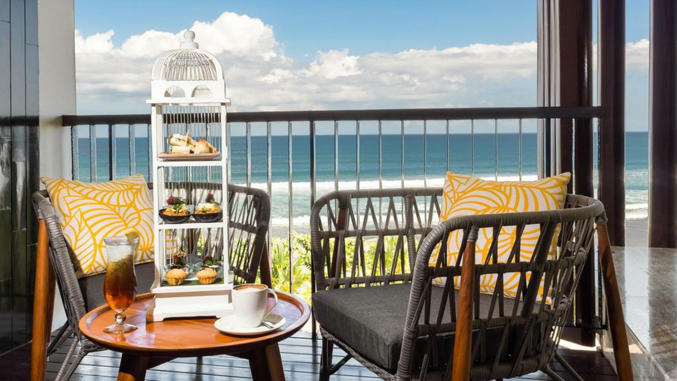 Anantara Seminyak Bali Resort