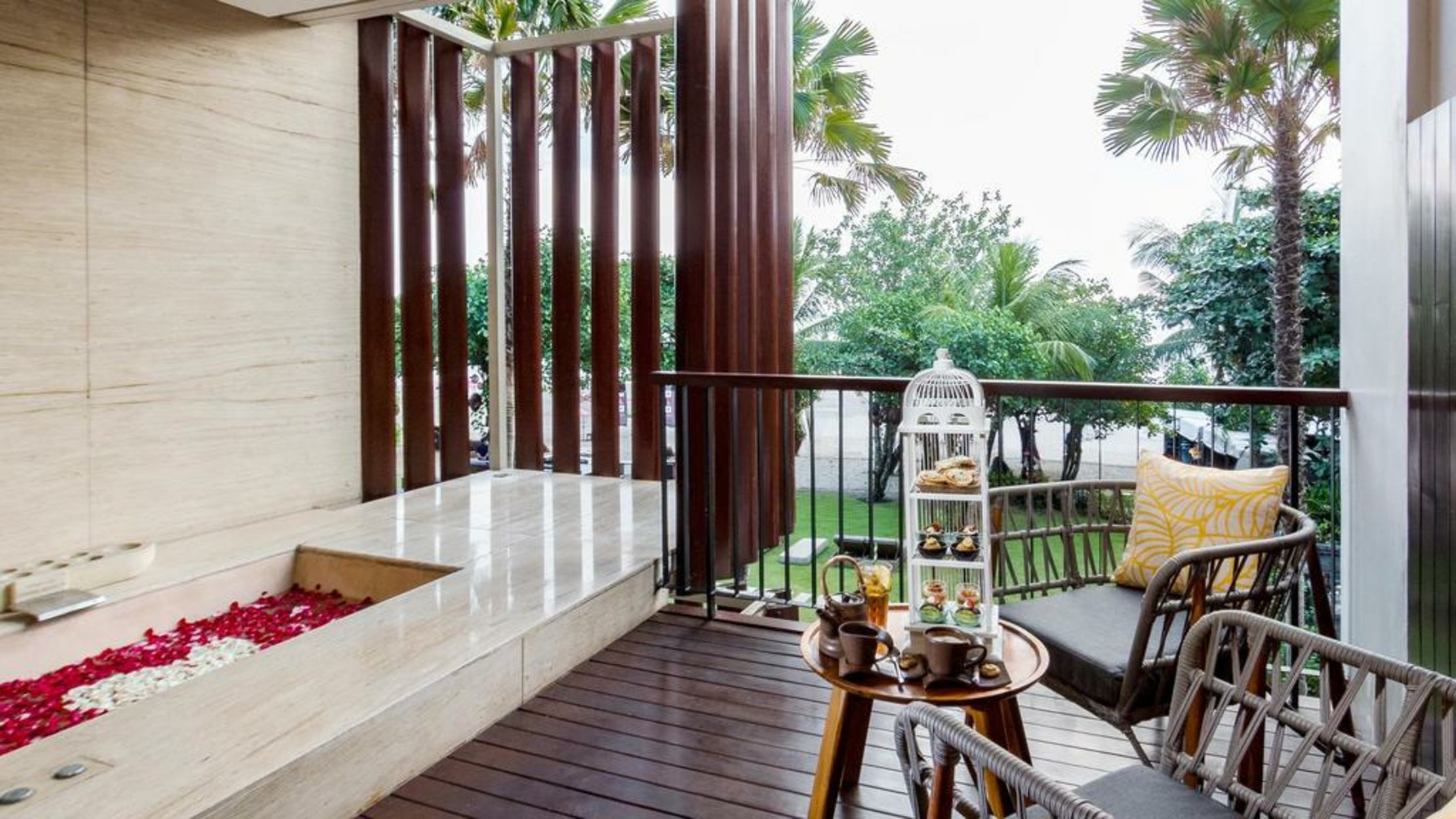 Anantara Seminyak Bali Resort