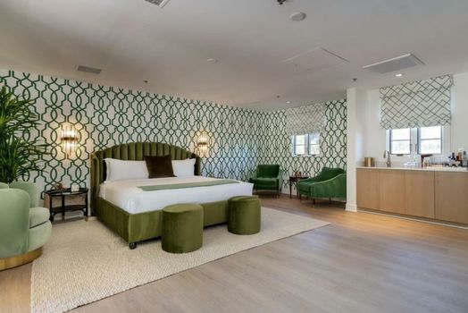 The Colony Palms Hotel and Bungalows - Adults Only