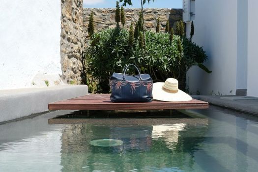 Ostraco Suites