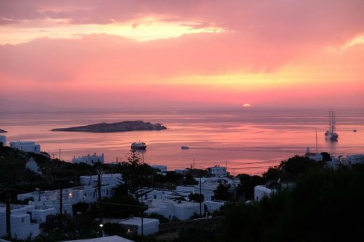Ostraco Suites