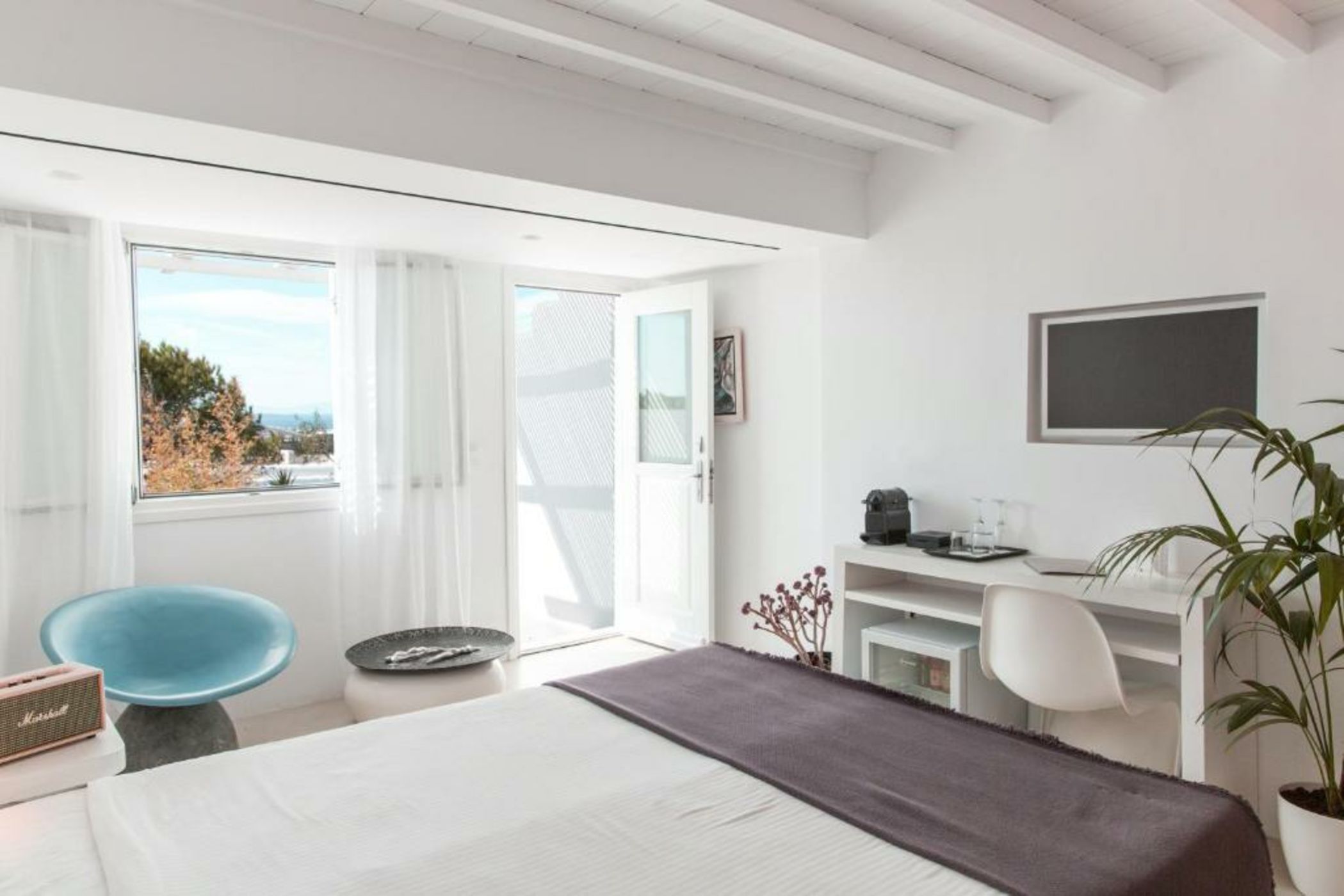 Ostraco Suites